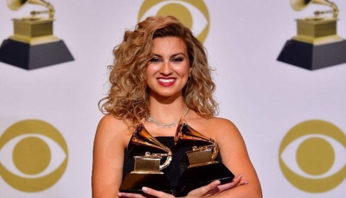 Tori Kelly being treated for 'serious' blood clots after 'passing out' at dinner