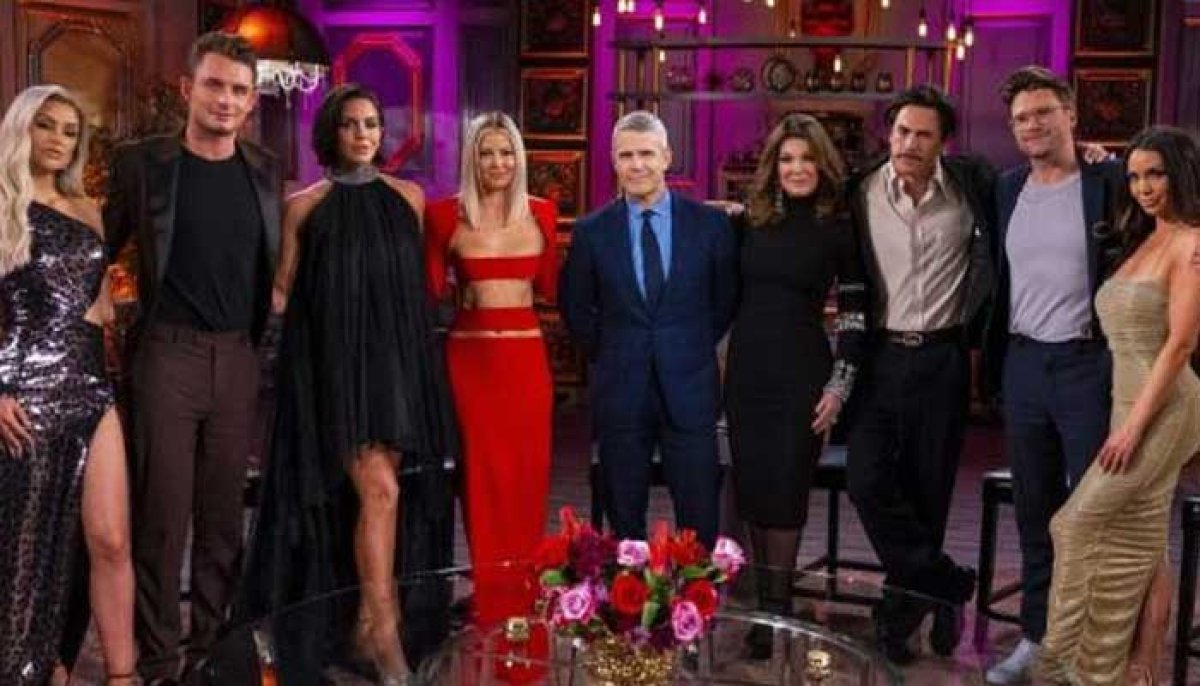 Vanderpump Rules Season 11 'EXPOSES' cast member in 'interesting' twist