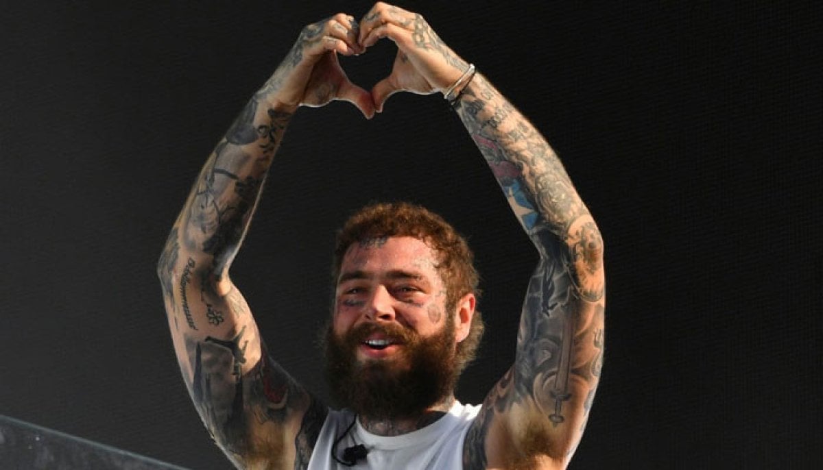 Post Malone buys One Ring card from Lord of the Rings MTG collection