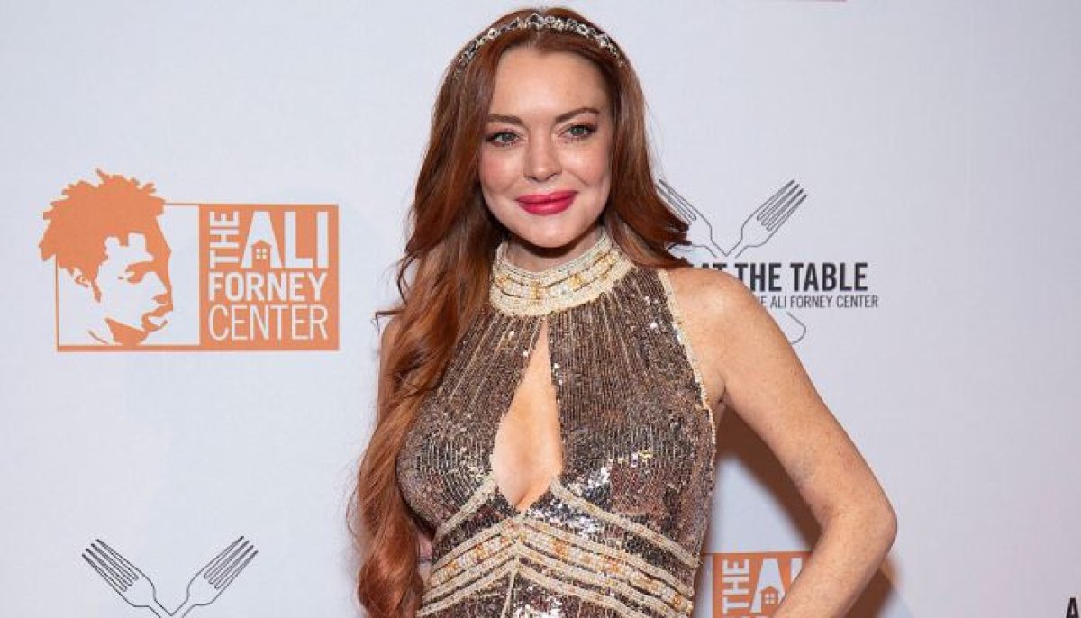 Lindsay Lohan wears her postpartum on sleeves: 'I'm a postpartum mom'
