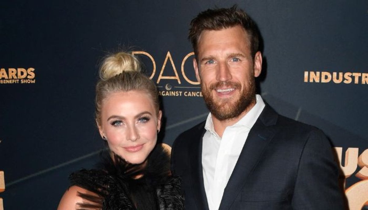 Julianne Hough runs into Ex Brooks Laich at Derek Hough's Wedding
