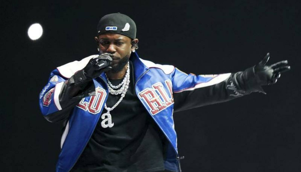 Kendrick Lamar stopped his show to sing Happy Birthday to young fan