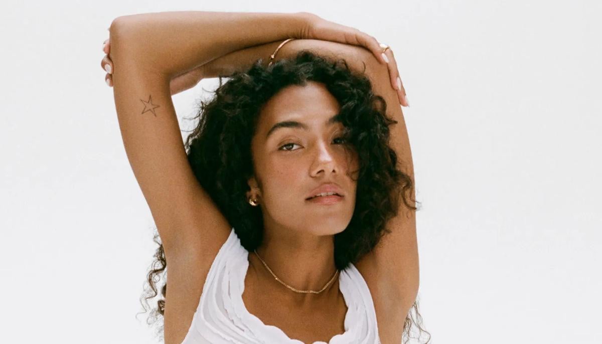 Olivia Dean crowns 2025 with back-to-back ARIA no. 1s