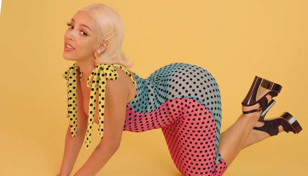 Doja Cat 'disgusts' fans with bizarre on stage stunt
