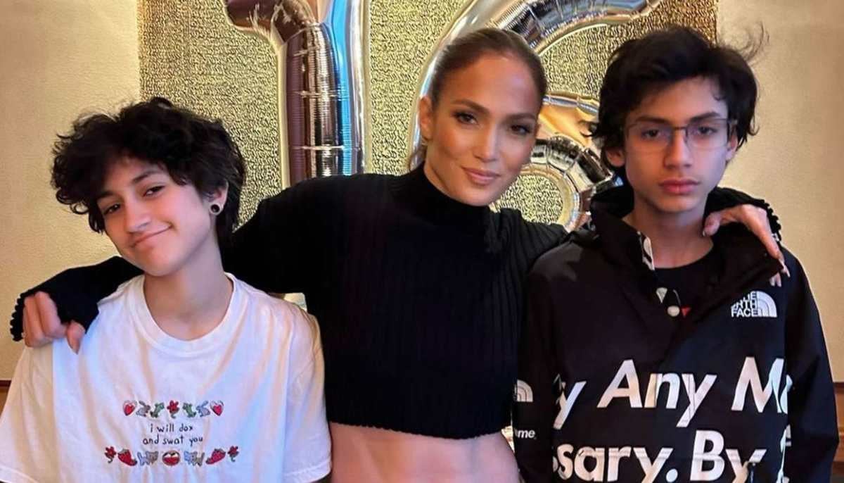 Jennifer Lopez makes candid remark about her twins