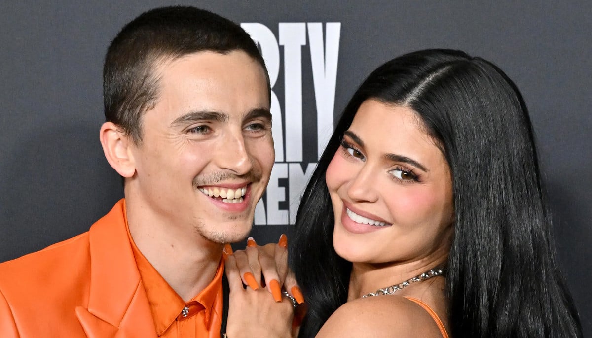 Timothée Chalamet praises Kylie Jenner in emotional Critics Choice Awards