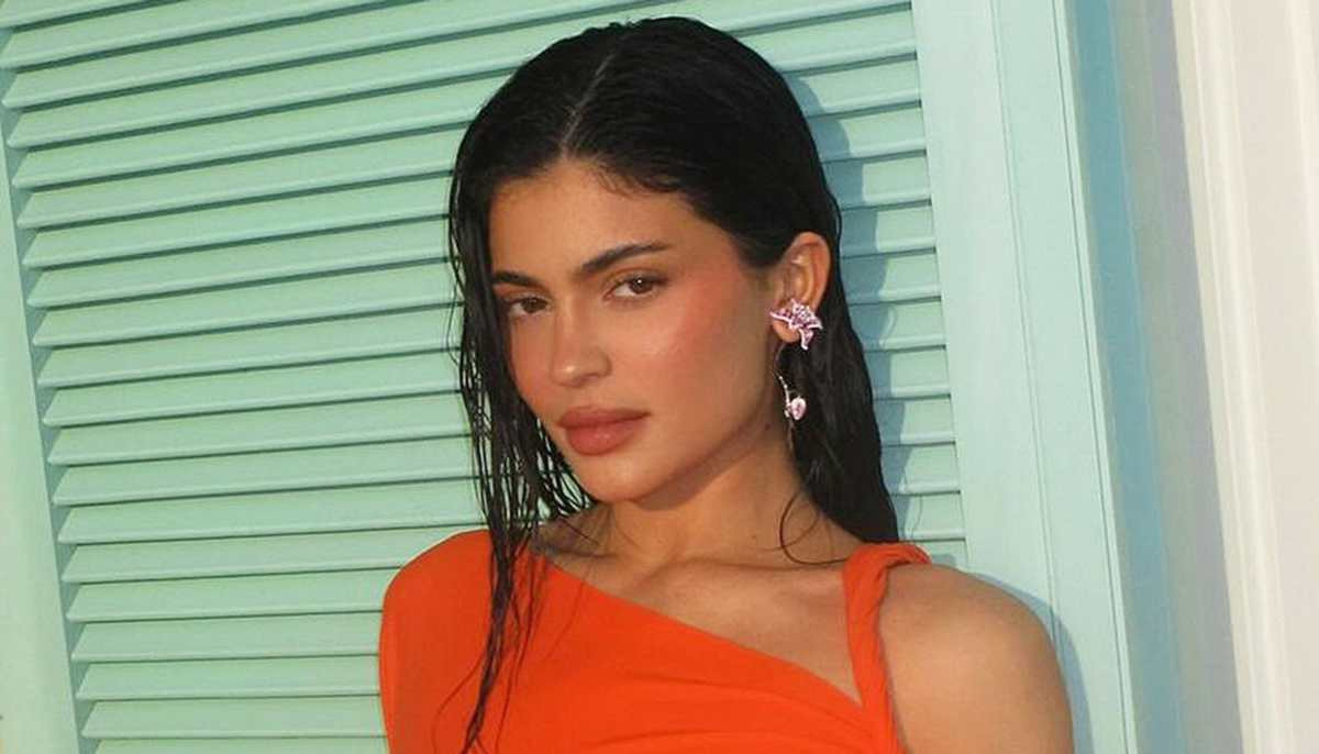 Kylie Jenner’s latest dramatic transformation sets fans frenzy