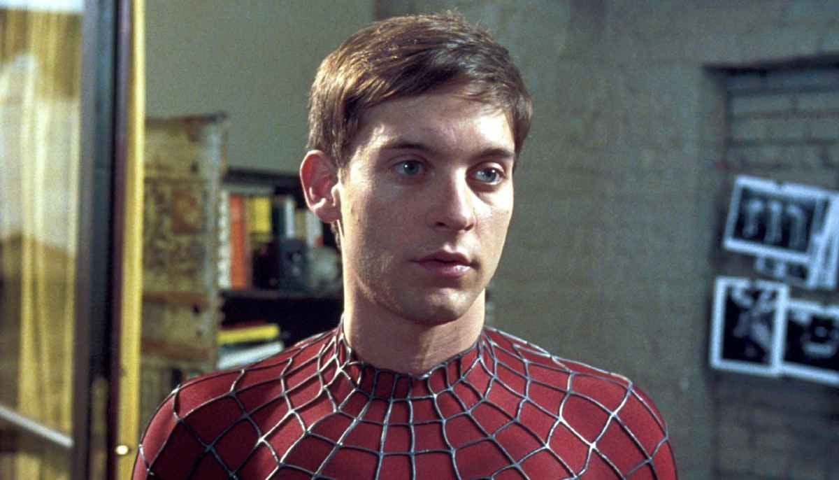 Tobey Maguire back in dating game 10 years after divorce?