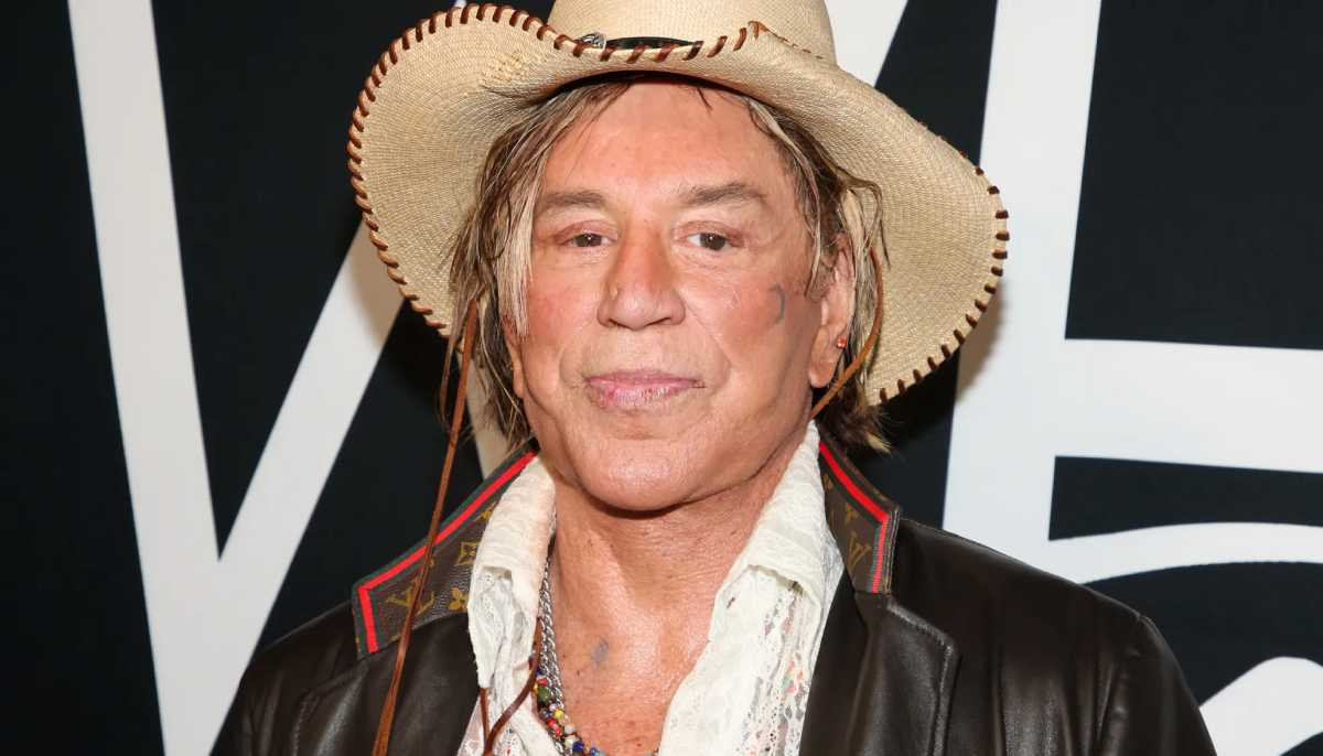 Mickey Rourke doubles down on GoFundMe ‘scam’