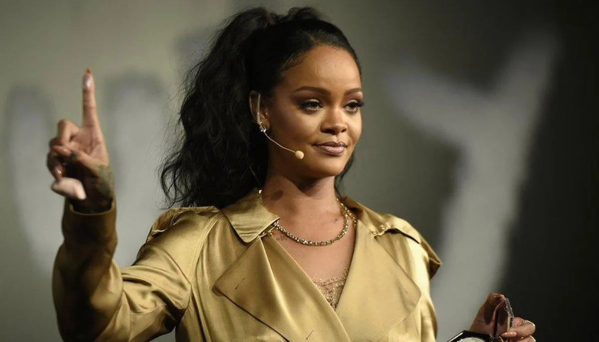Rihanna slams bodyguard’s careless behaviour