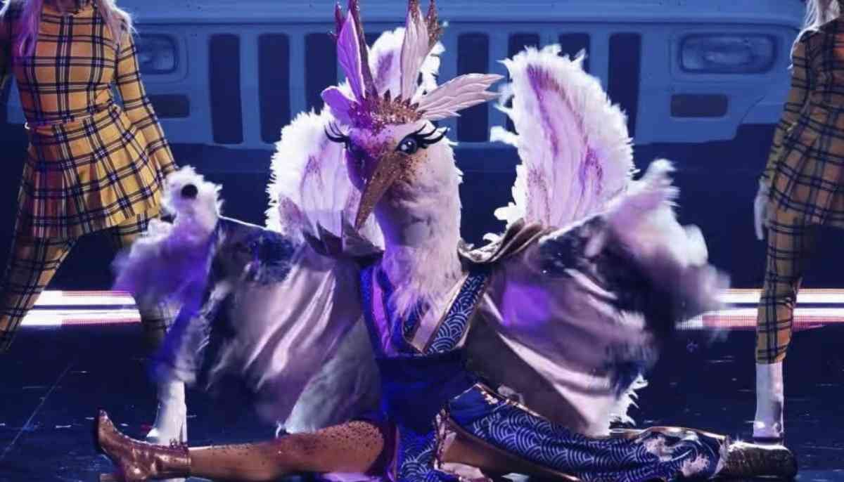 'Masked Singer' features popular band mate in new episode