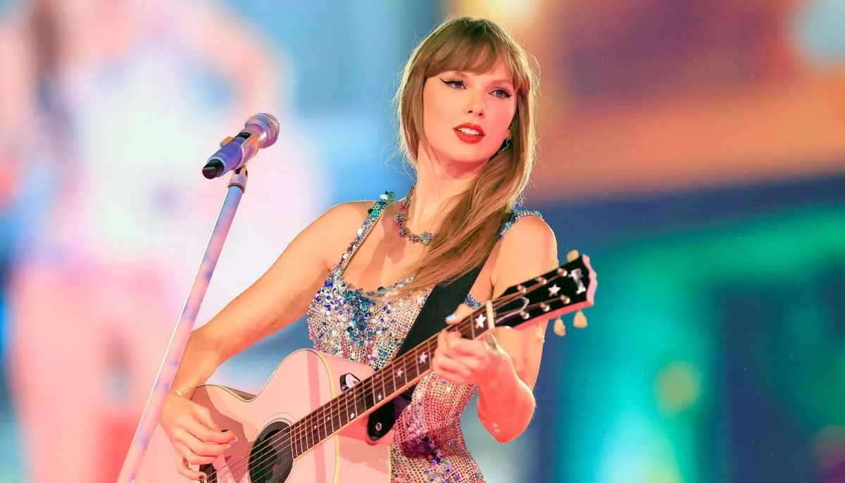 Taylor Swift breaks another record, making songwriting history