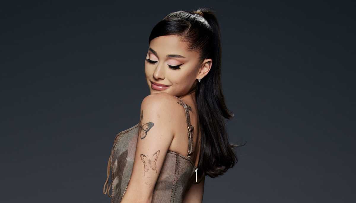 Ariana Grande hints at new album under hilarious photo shop fail post