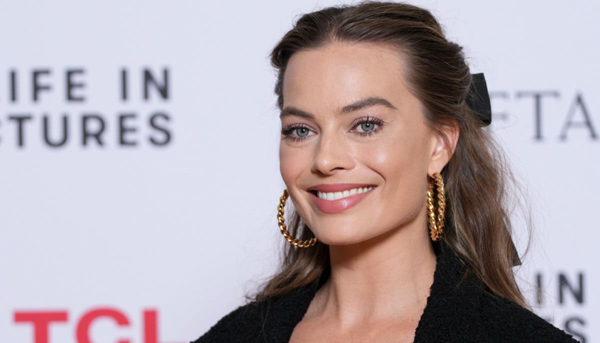 Margot Robbie makes bold fashion statement at 'Wuthering Heights' London photocall