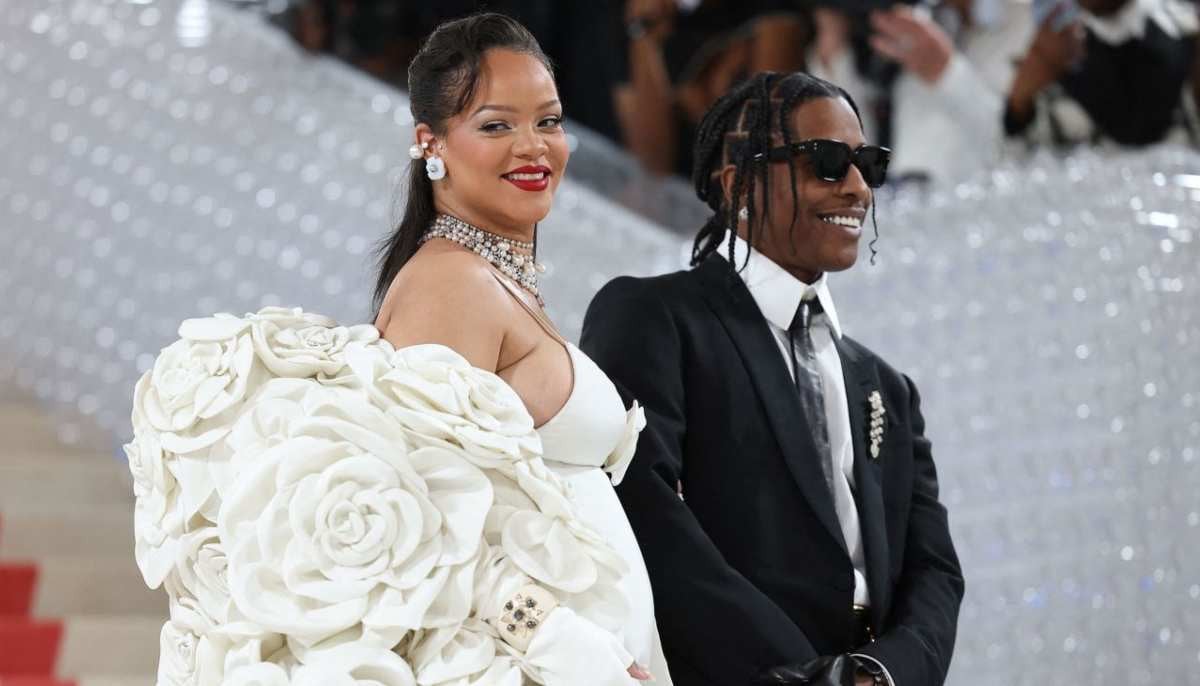 Rihanna, A$AP Rocky pack on PDA this Valentine's Week