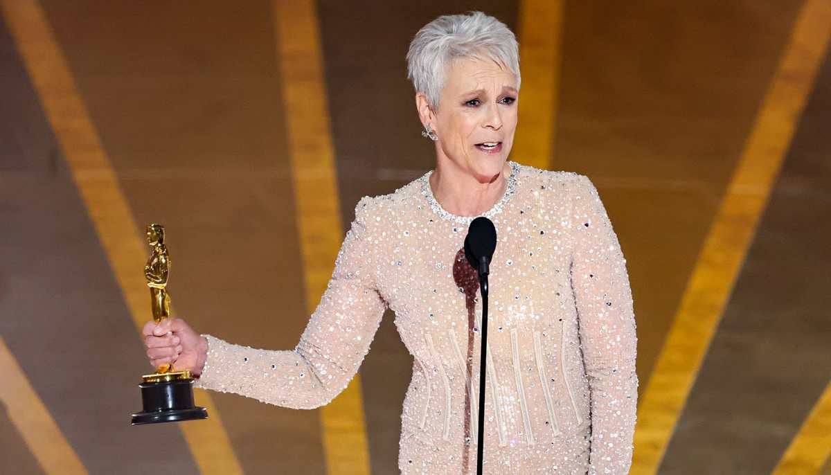Jamie Lee Curtis drops bombshell unofficial 'Bear' update