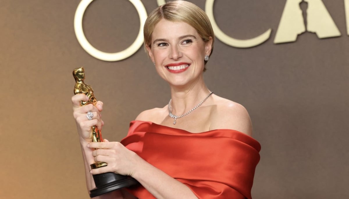 Jessie Buckley makes history as first-ever Irish actress to win Oscar