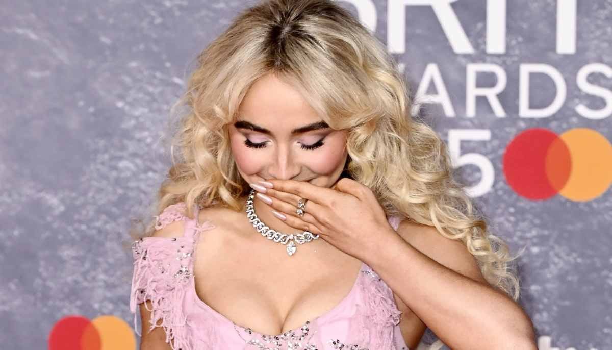 Sabrina Carpenter gives two word response to brutal roast