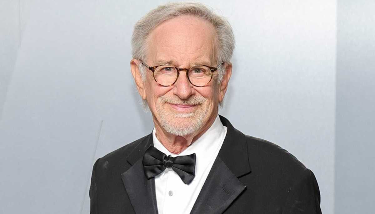 Steven Spielberg weighs in on aliens’ existence 