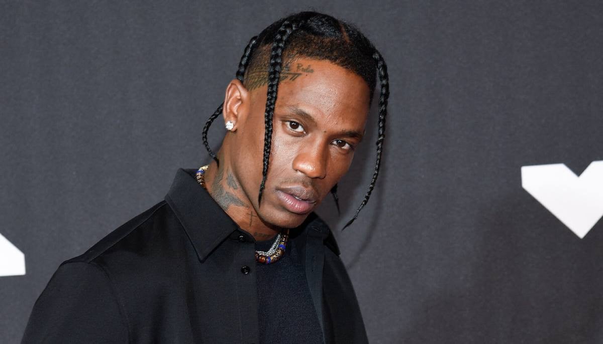 Travis Scott wins hearts with surprise gesture to fellow artist