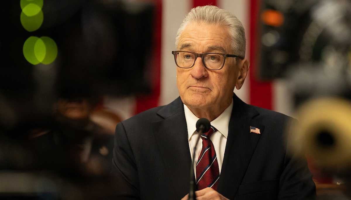 Robert De Niro takes anti-Trump stance at large-scale protest 