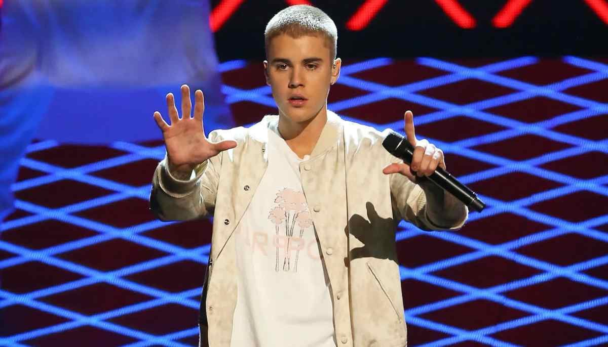 Justin Bieber returns with secret LA concert for selected fans