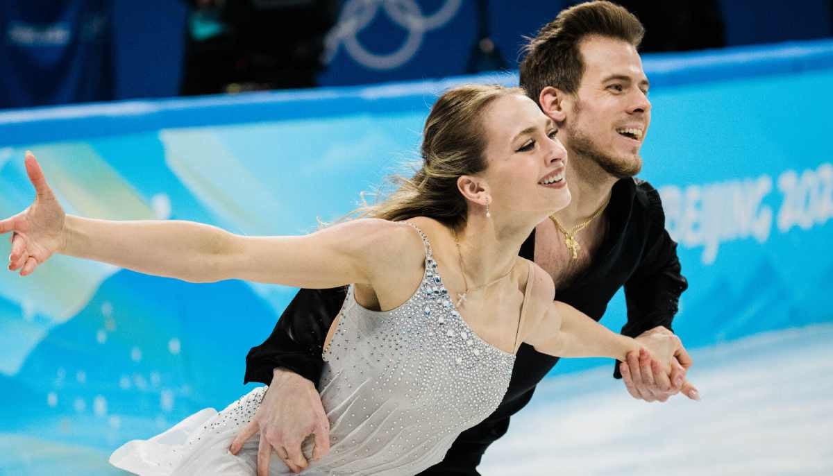 Who is Victoria Sinitsina? Russian ice skater suffers major leg injury
