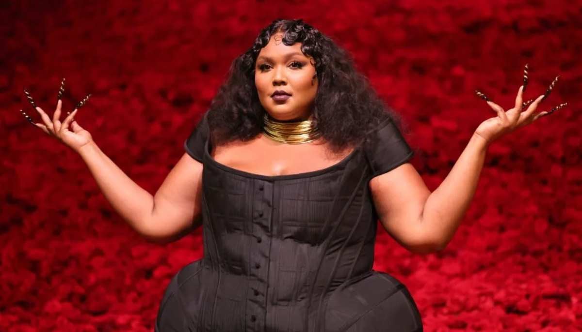 Lizzo updates fans on her sobriety journey
