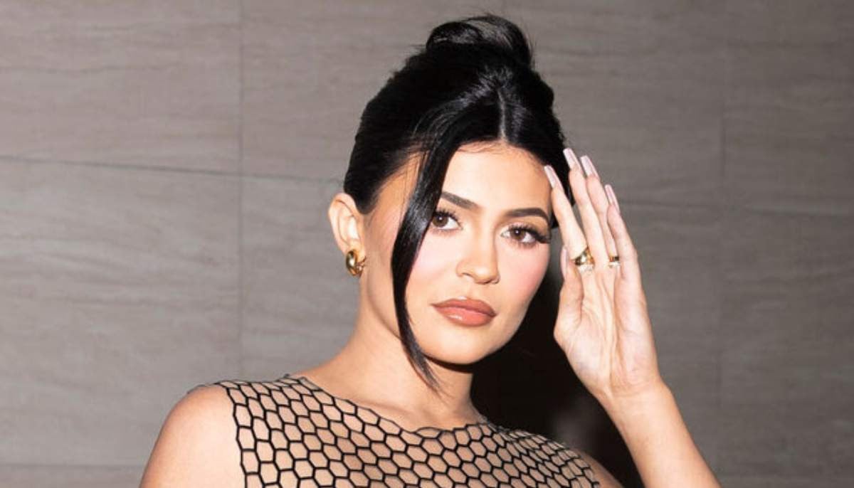Kylie Jenner still 'crazy' involved with Kylie Cosmetics