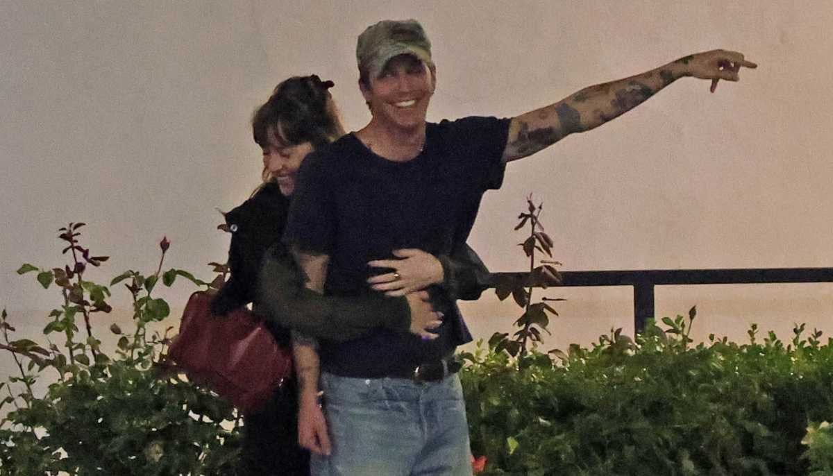 Dakota Johnson, Role Model ‘confirm’ romance with PDA-filled outing 