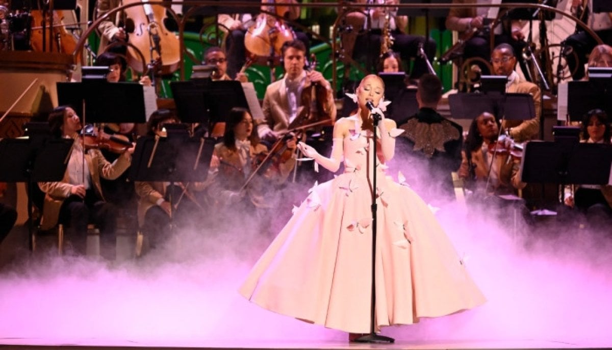 Ariana Grande shares glimpse of ‘Eternal Sunshine’ Tour rehearsals