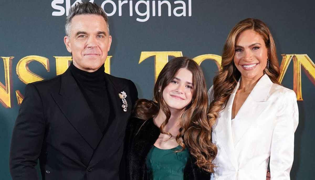 Robbie Williams fears exposing daughter to brutal online hate