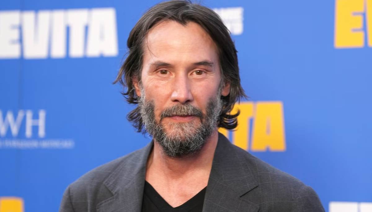Keanu Reeves warns wannabe stars: 'Try not to be a f*** a***'