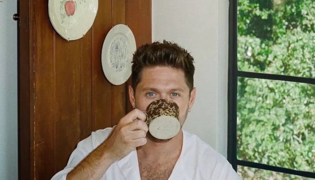 Niall Horan shares cosy sneak peek into intimate dinner party