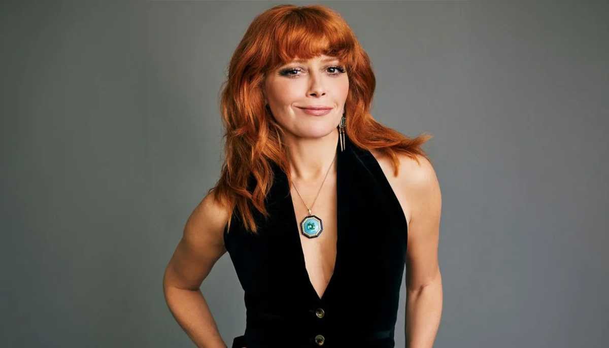 Natasha Lyonne adds to flight incident, claims ICE detained her