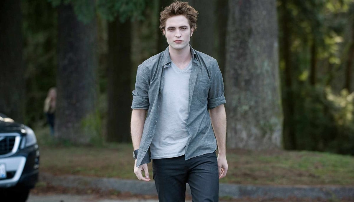 Robert Pattinson discusses ‘strange’ acting choice he made in ‘Twilight’
