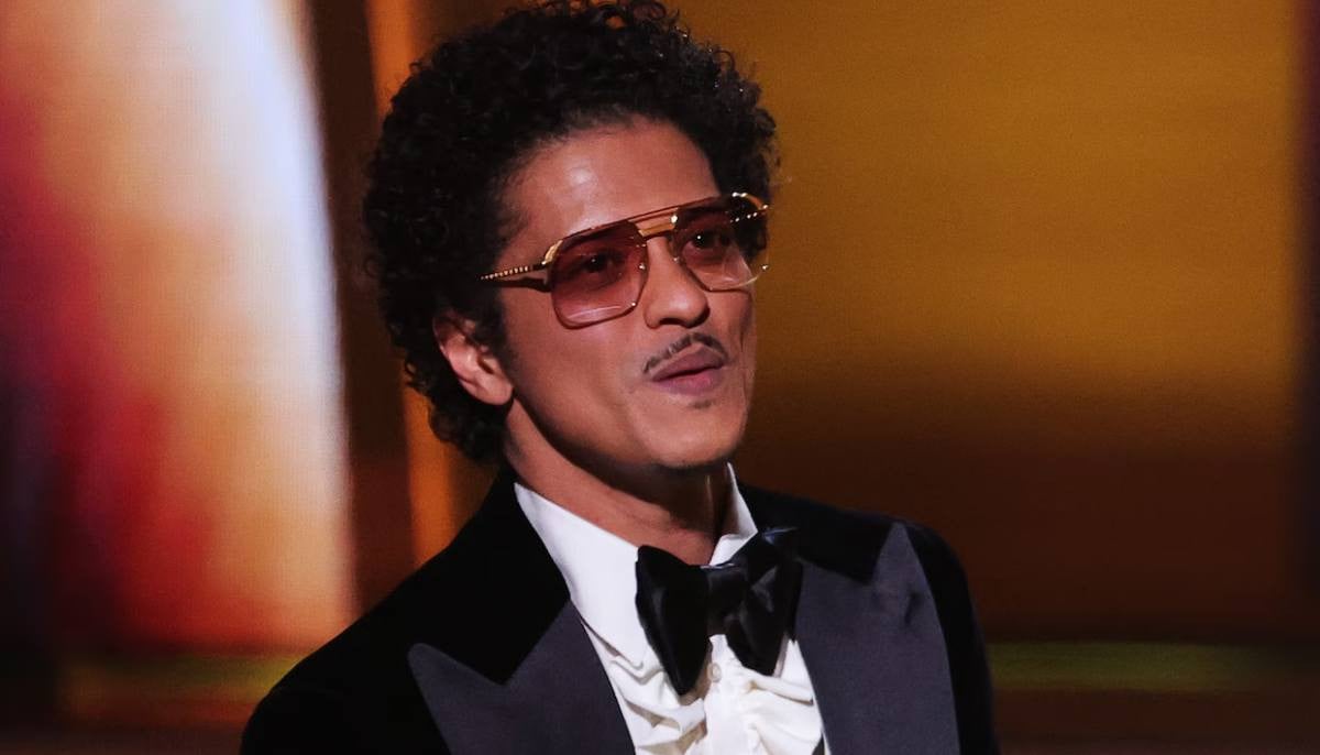 Bruno Mars celebrates multiple achievements amid tour, 'The Romantic'