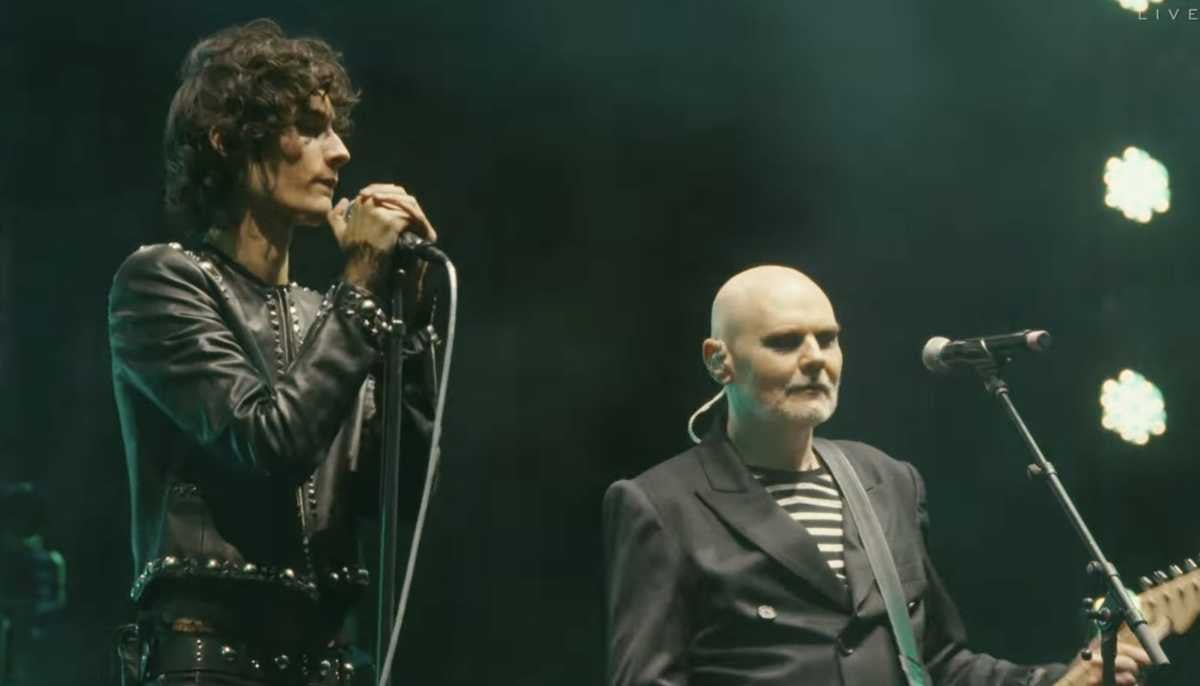 Sombr sends crowds wild by performing with Billy Corgan at Coachella 2026