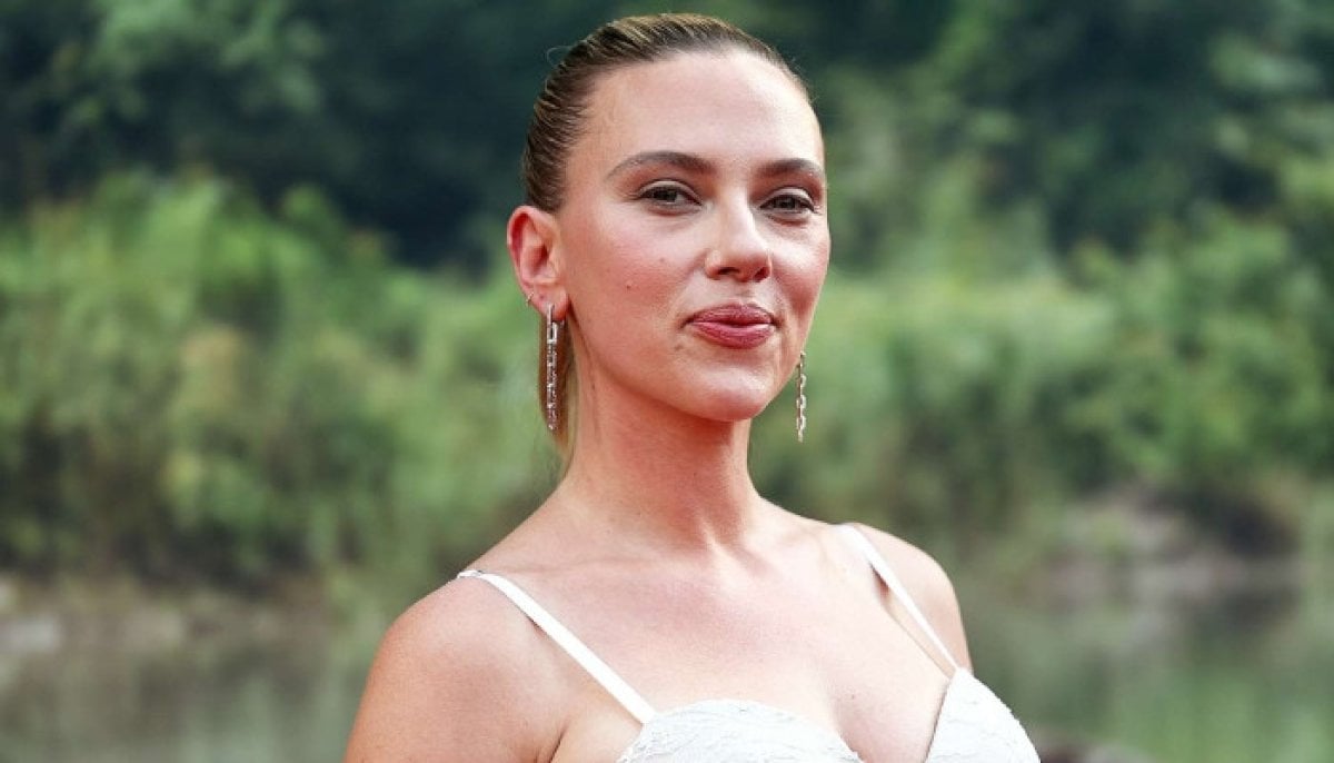 Scarlett Johansson opens up about cruel beauty pressure in 2000s Hollywood