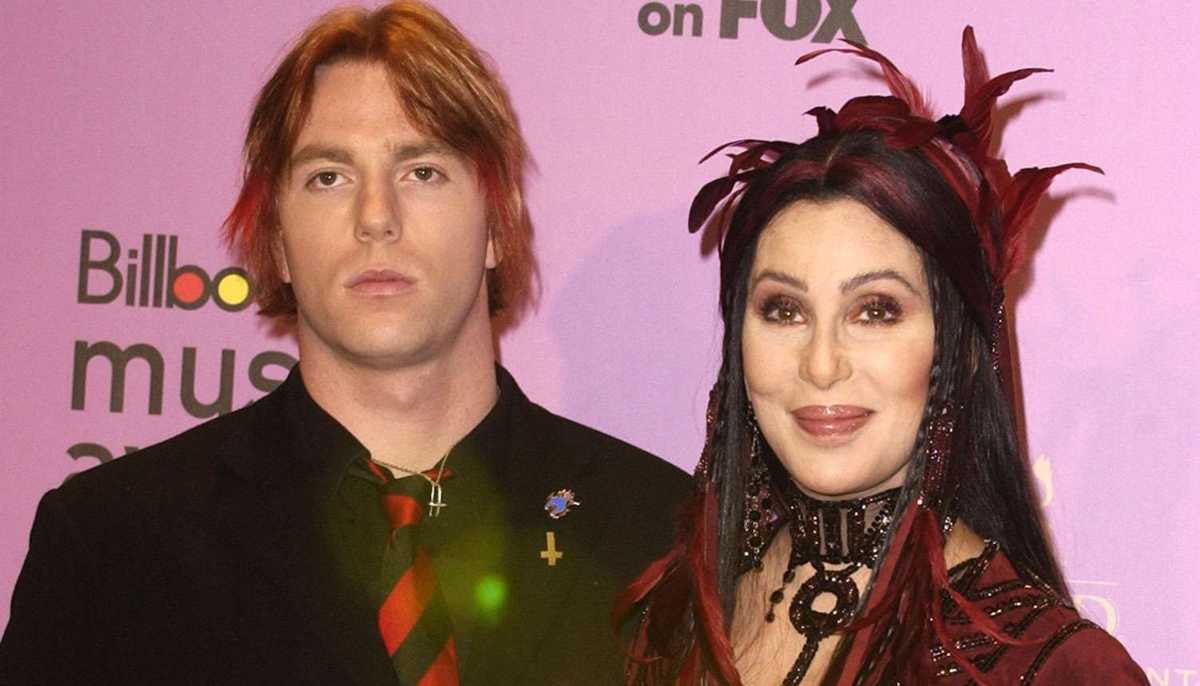 Cher attempts to assist son Elijah Blue Allman after arrests 