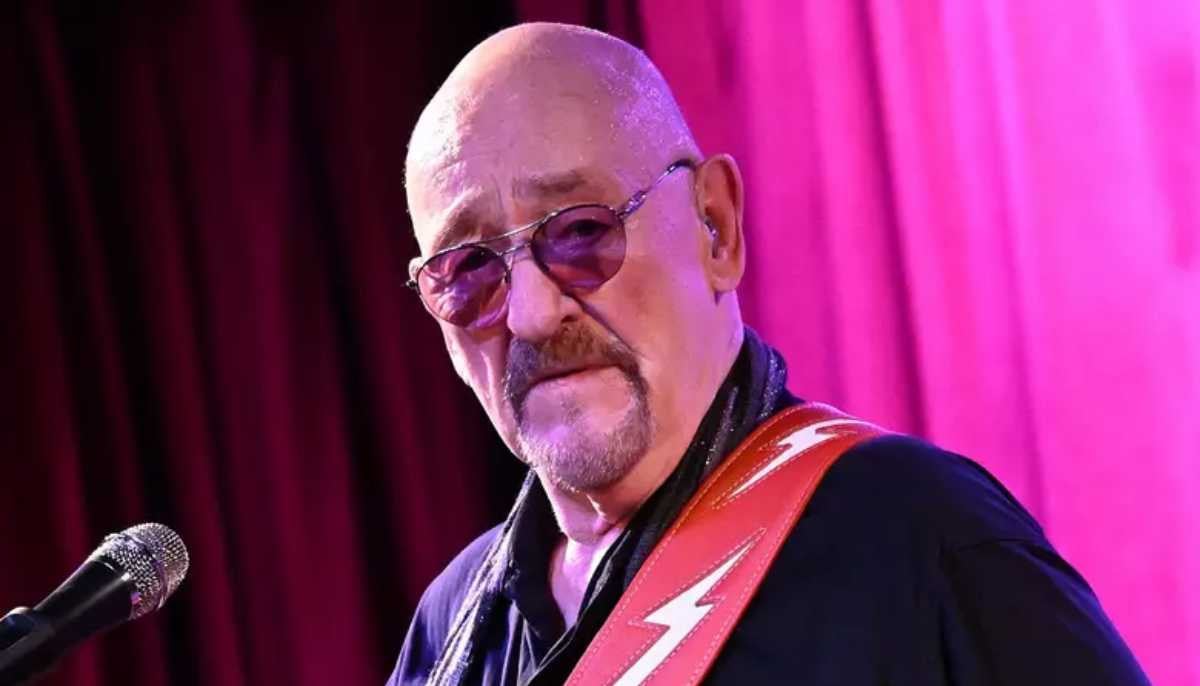 ‘Feelin’ Alright’ writer Dave Mason passes away at 79
