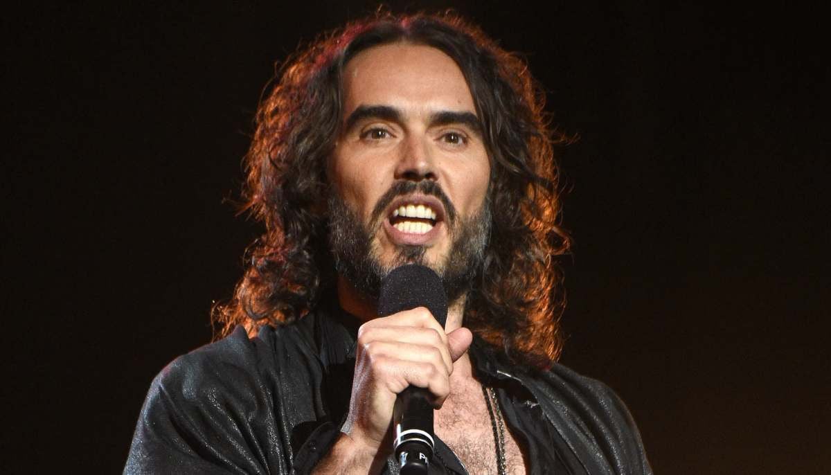 Russell Brand 'justifies' intimate relationship with teenager