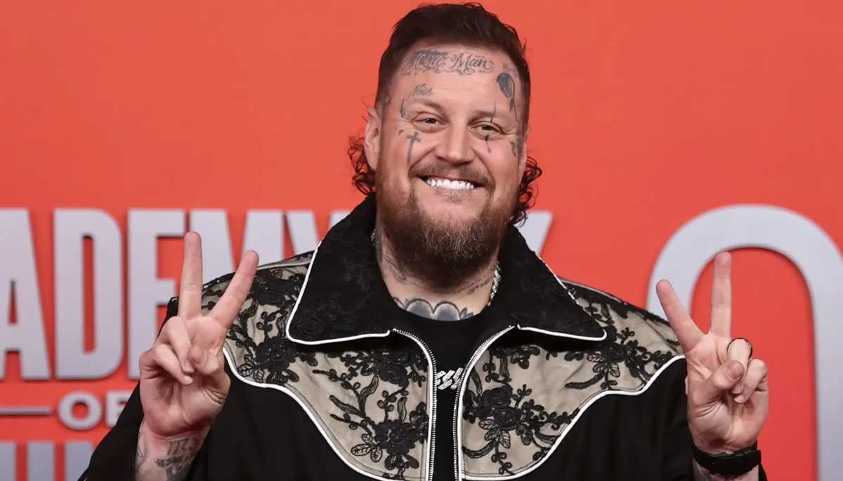 Jelly Roll makes shocking weight loss confession