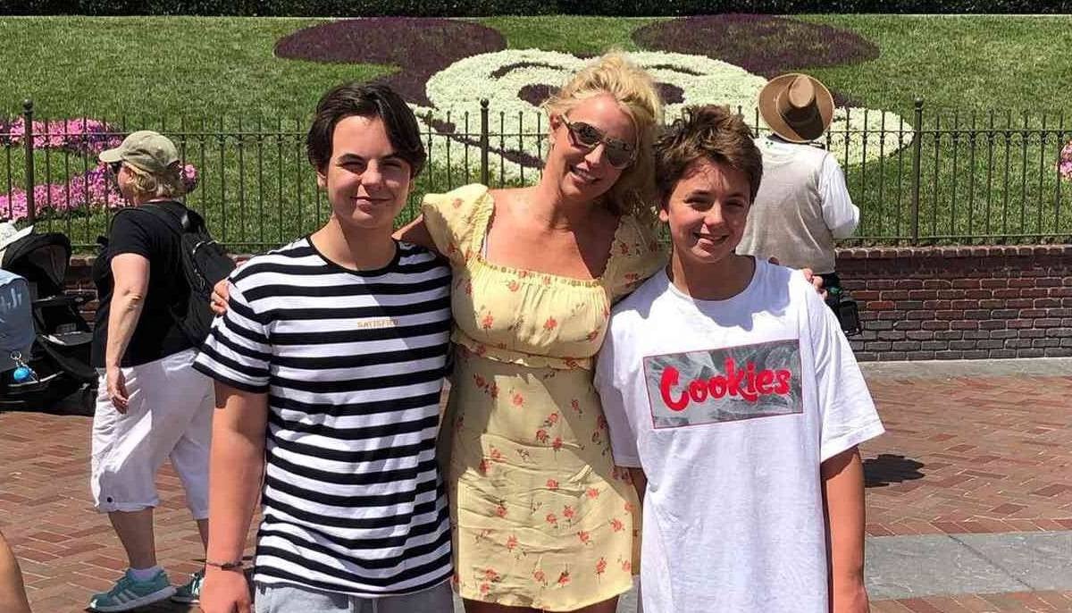 Britney Spears’ sons’ recent move raises concerns among her well-wishers
