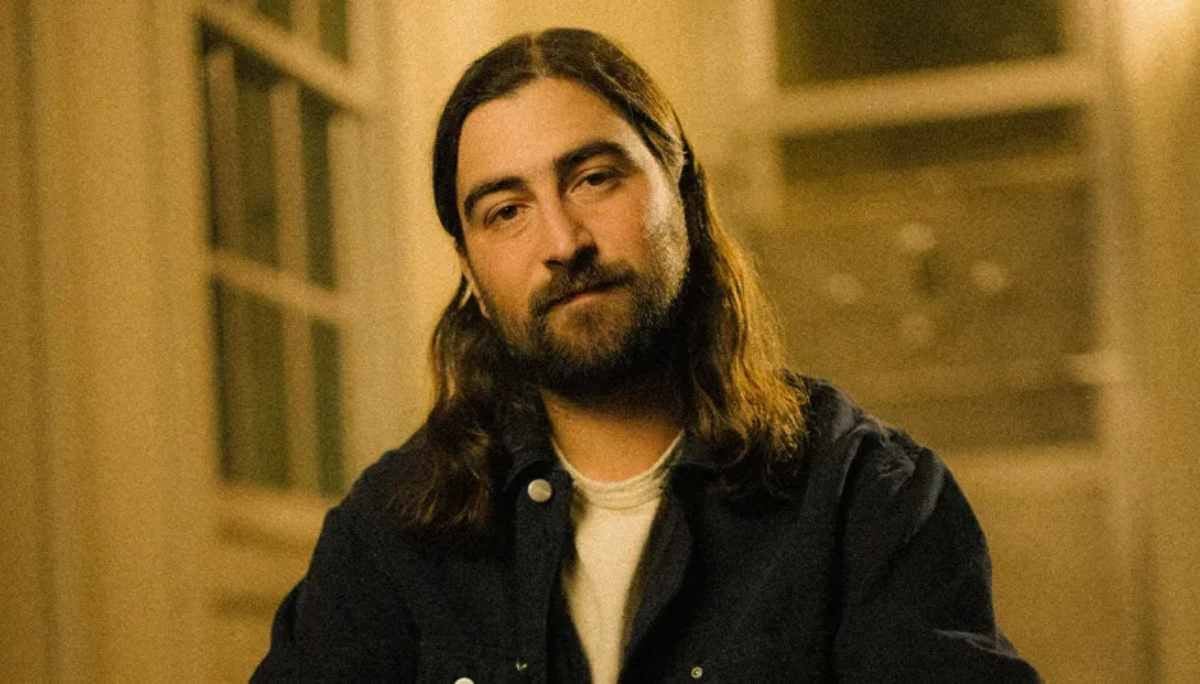 Noah Kahan admits dark struggle behind 'Stick Season' fame