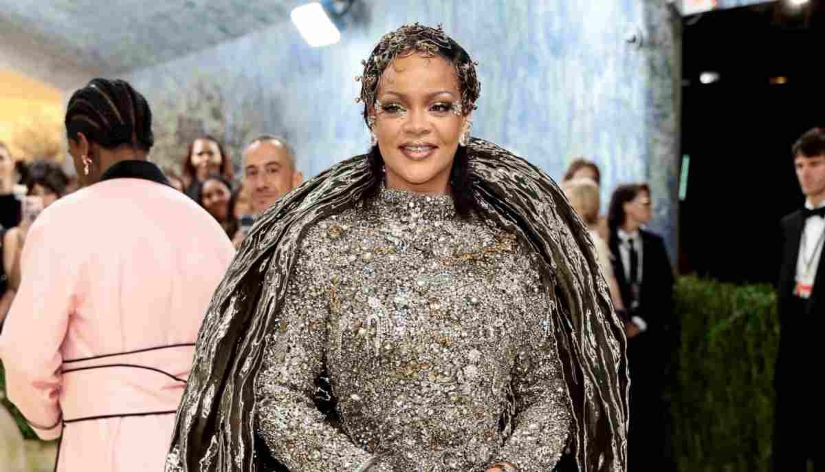 Rihanna gives 'disappointing' answer about music in red carpet interview