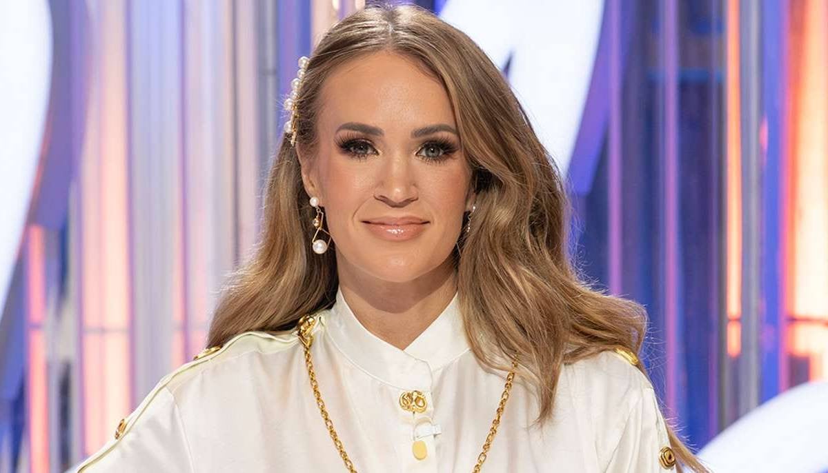 Carrie Underwood reveals how she counters online hate