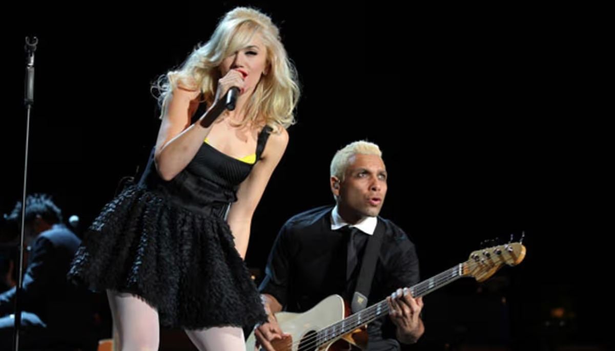 Gwen Stefani, ex beau Tony Kanal reunite decades after breakup