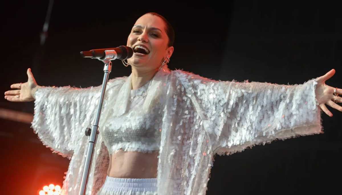 Jessie J shocks fans with update about fight with cancer