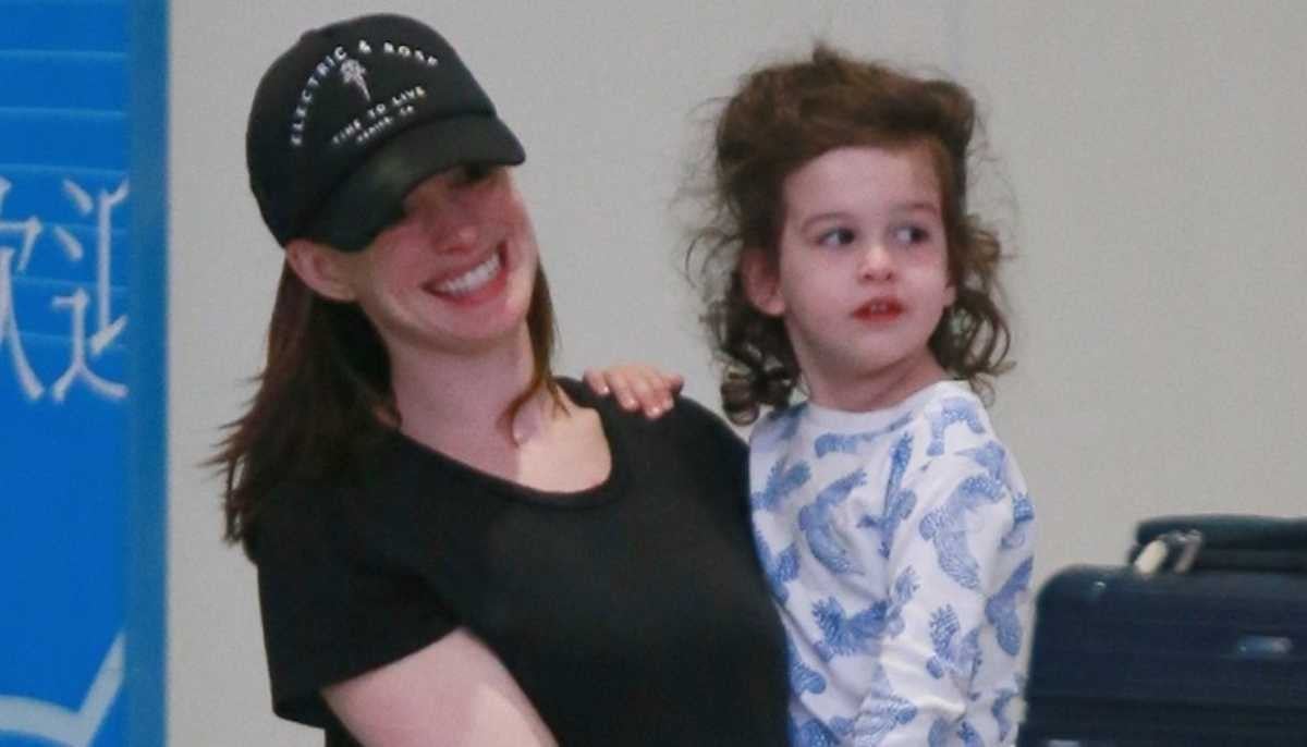 Anne Hathaway makes rare comment about motherhood 